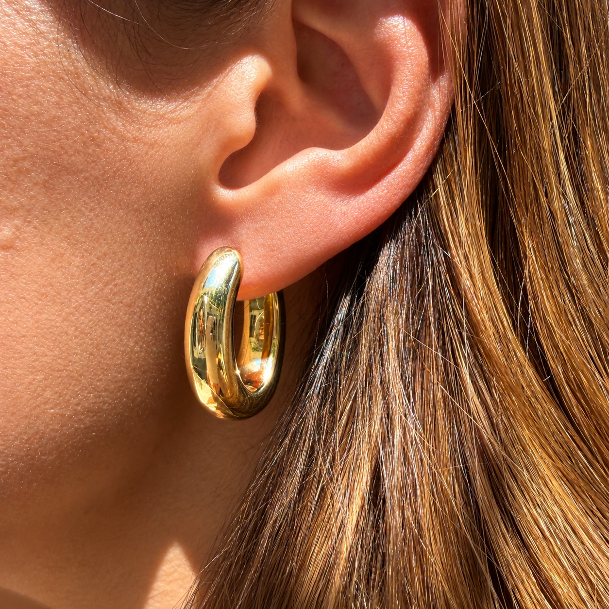 Shylee Rose 14k Yellow Gold Oval Puff Hoops