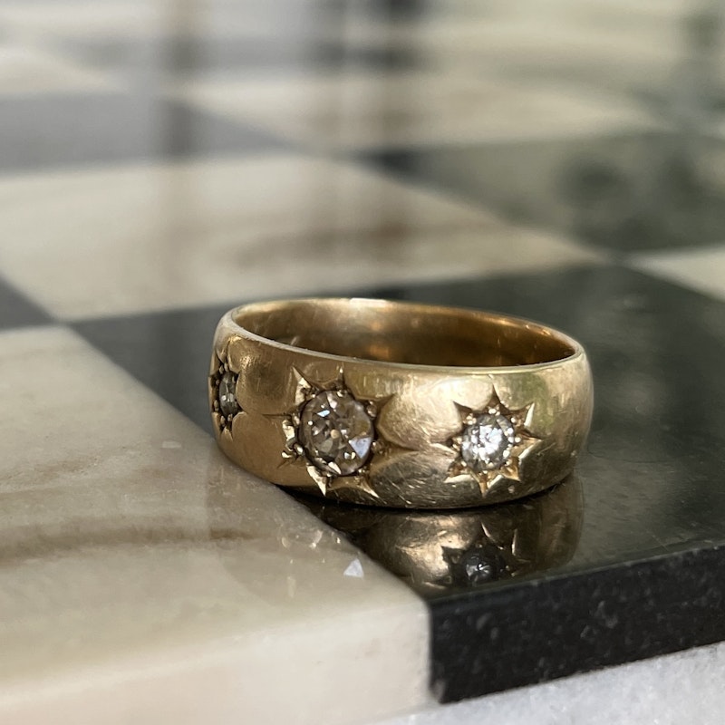 18k Yellow Gold 3 Diamond Vintage Gypsy Starburst Band