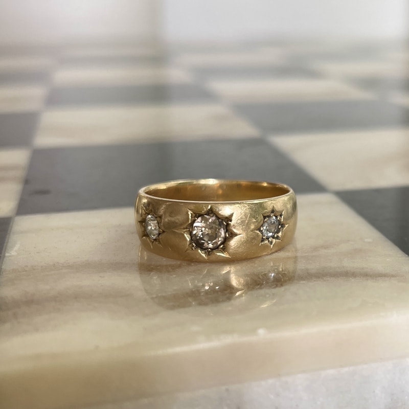 18k Yellow Gold 3 Diamond Vintage Gypsy Starburst Band