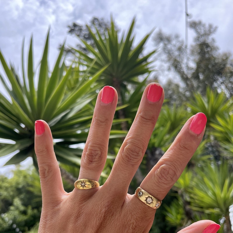 18k Yellow Gold Mini Diamond Starburst Band Ring