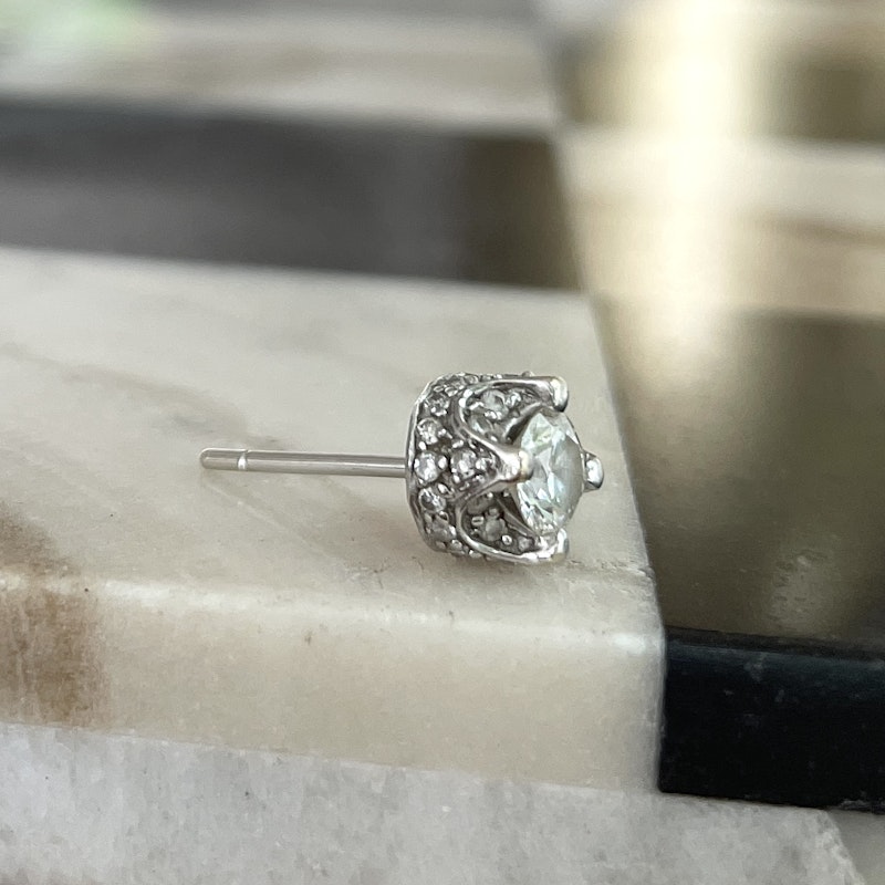 18k White gold Diamond Crown Stud (single)