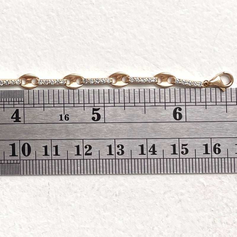 18k Yellow Gold and Diamond Mariner Link Bracelet