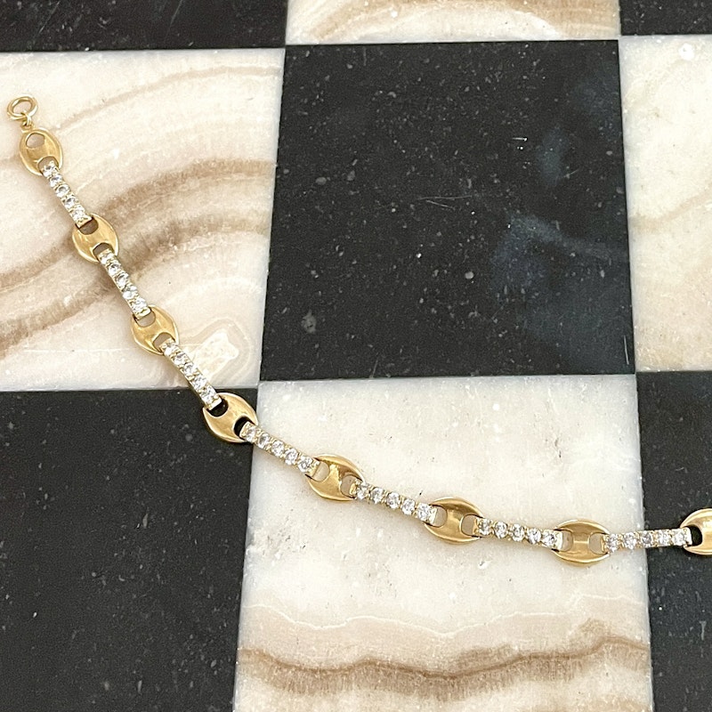 18k Yellow Gold and Diamond Mariner Link Bracelet
