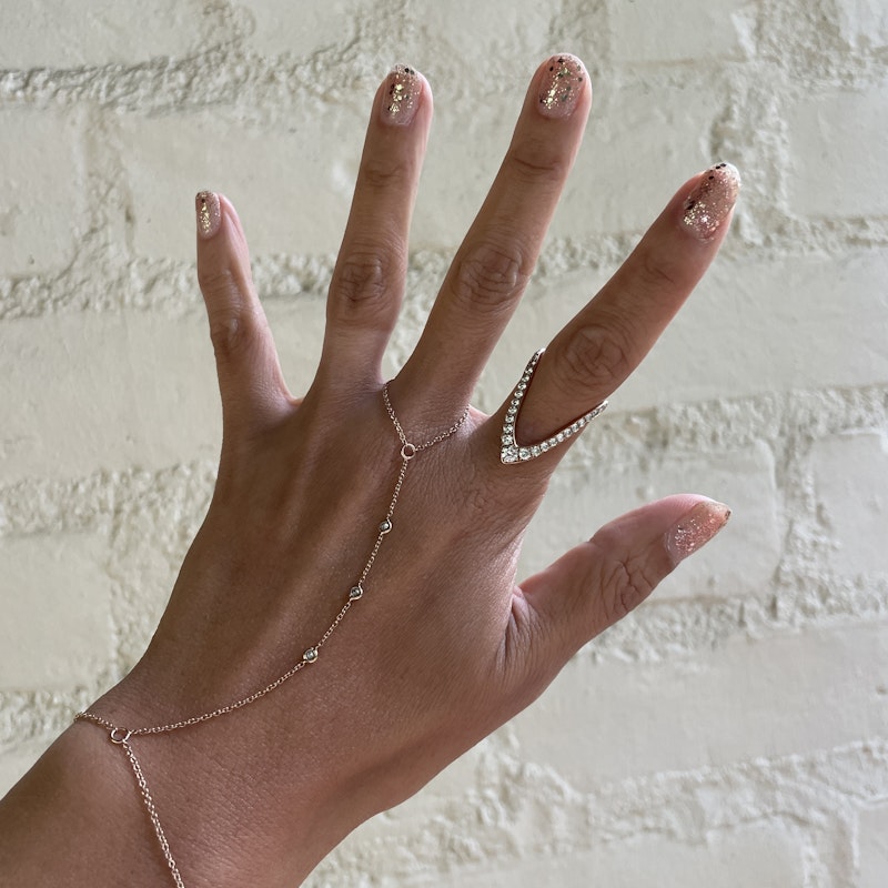 18k Rose Diamond V Ring