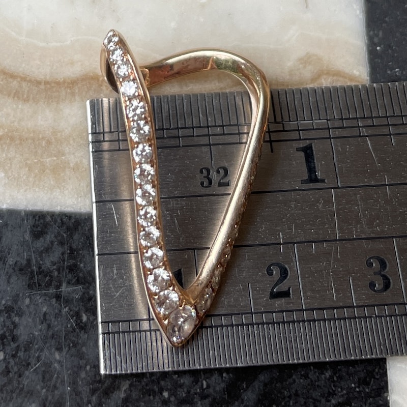18k Rose Diamond V Ring