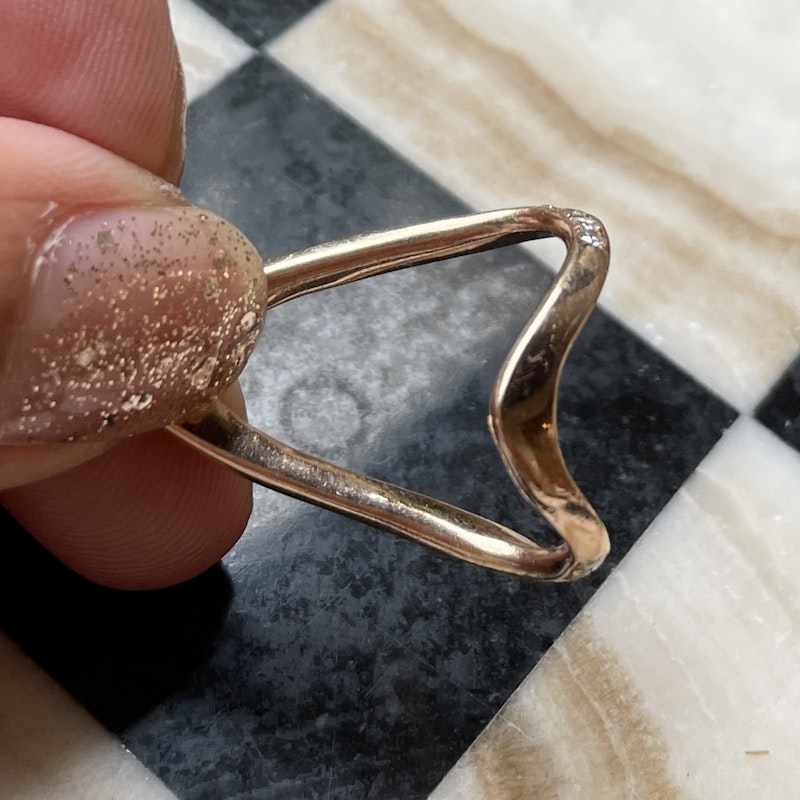 18k Rose Diamond V Ring