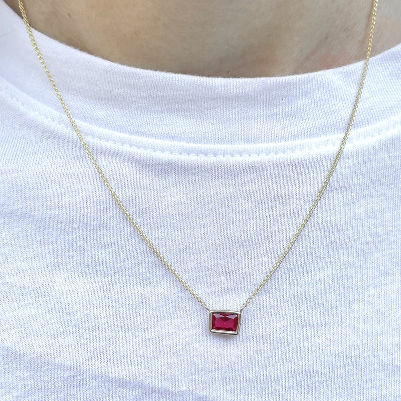 14k Yellow Gold Garnet Necklace