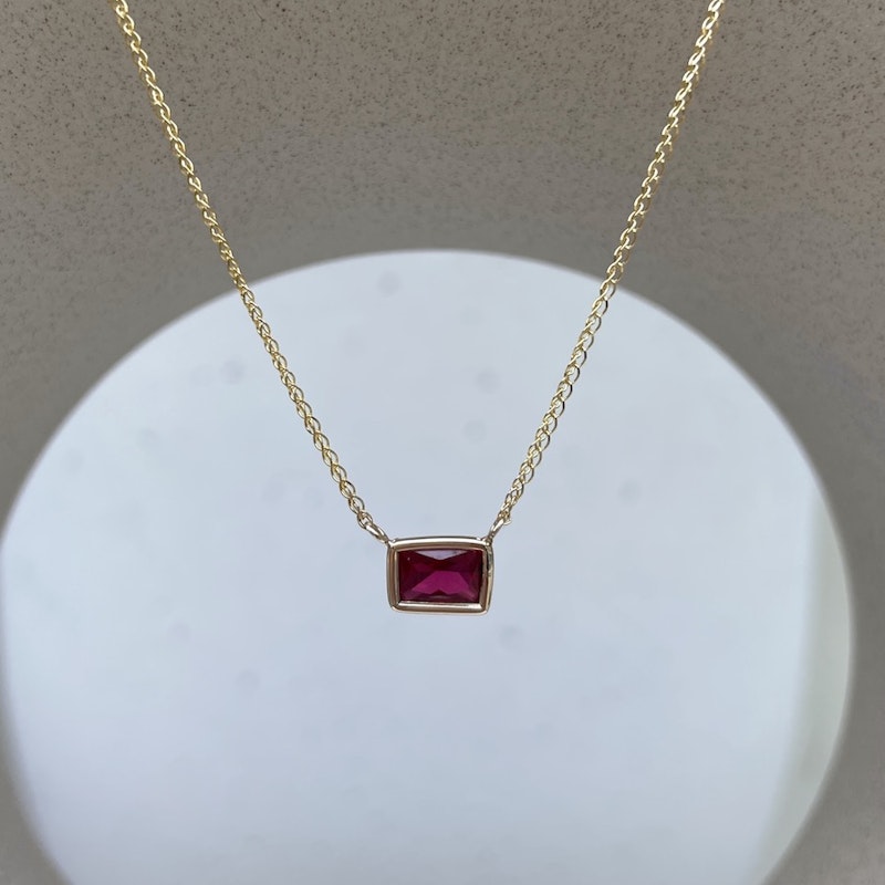 14k Yellow Gold Garnet Necklace