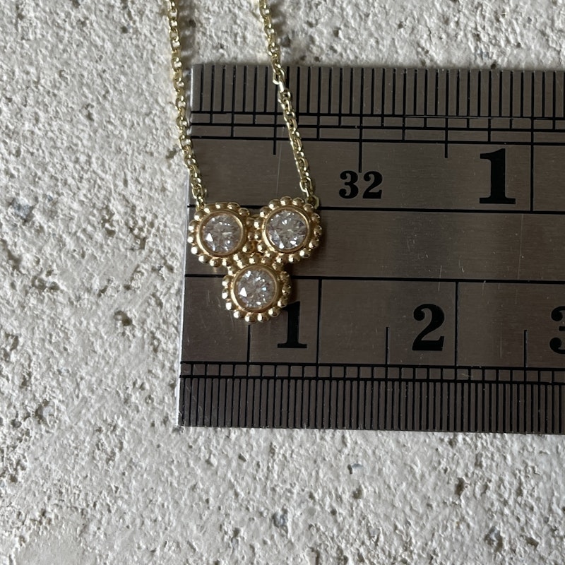 Idyl 14k Yellow Gold Cleo Diamond Necklace