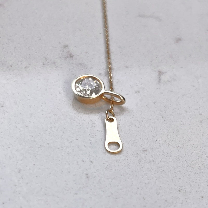 Idyl 14k Yellow Gold Solo V Diamond Bezel Charm