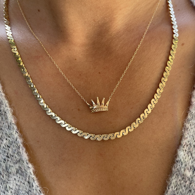 Alison Lou 14k Yellow Gold Queen Necklace