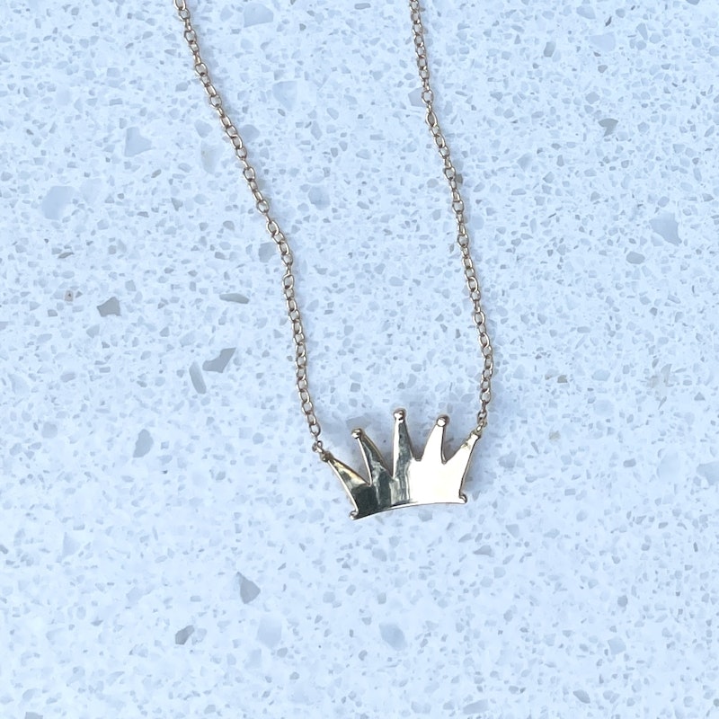 Alison Lou 14k Yellow Gold Queen Necklace