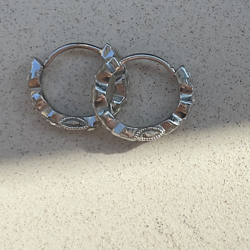 Maria Tash 18k Invisible Set Diamond Marquise Eternity Hoop