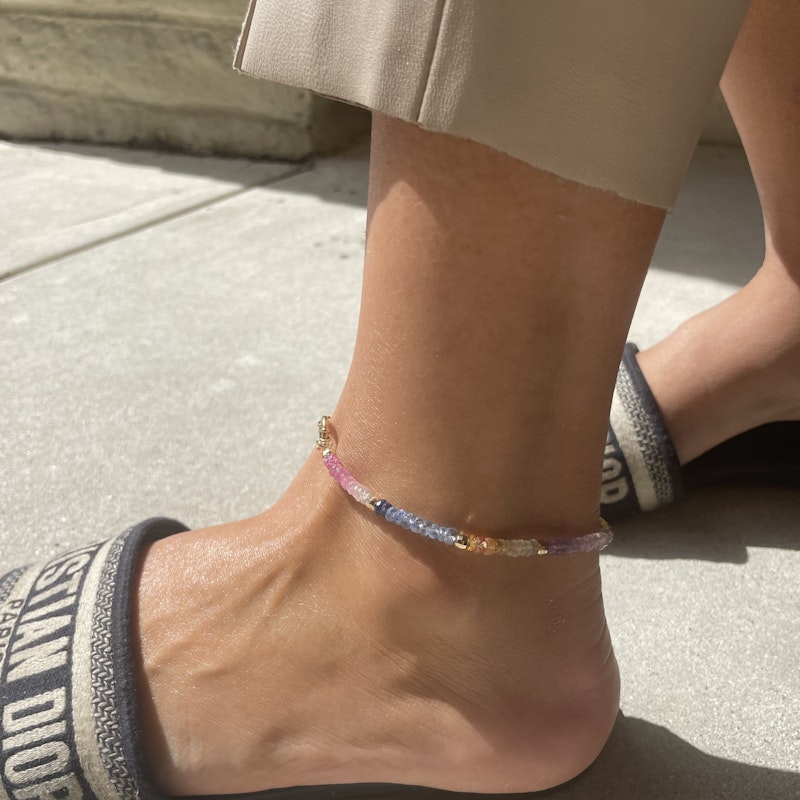 14k Yellow Gold Ombré Pastel Rainbow Sapphire Beaded Anklet