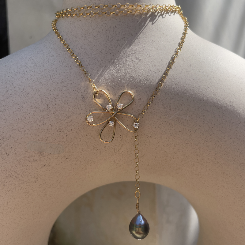 18k Yellow Gold Tahitian Pearl Flower Lariat Necklace