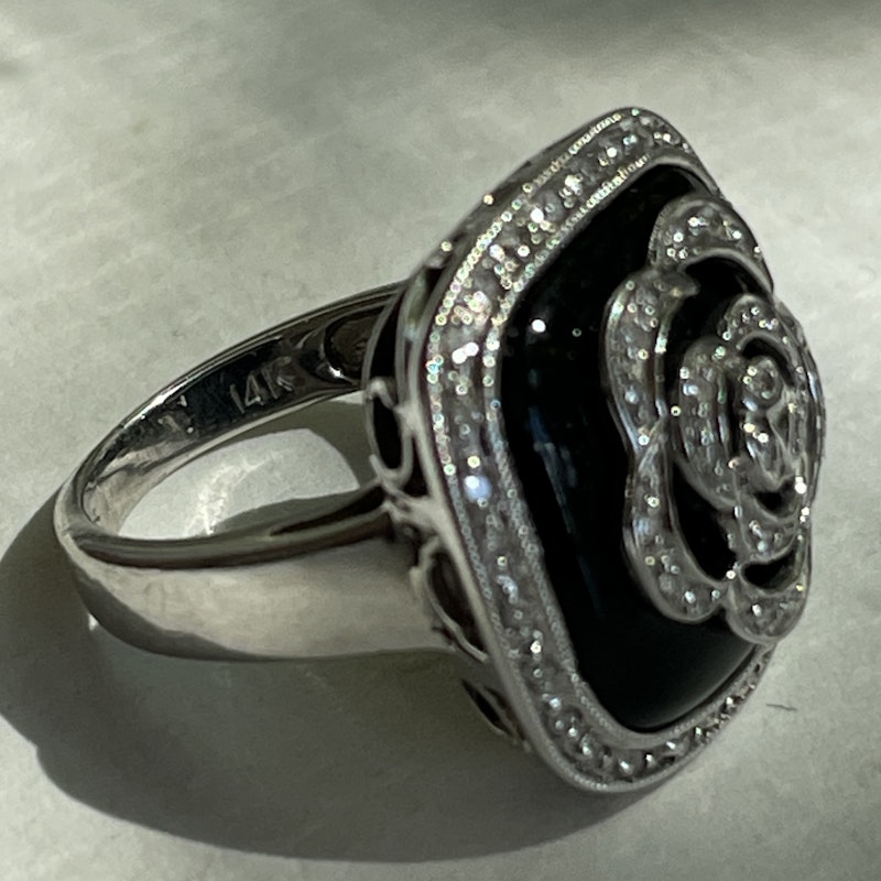 14k White Gold Onyx and Diamond Flower Ring
