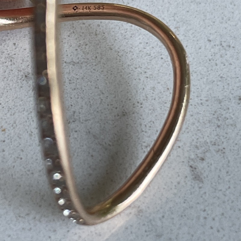 14k Rose Gold and Diamond V-Shape Ring