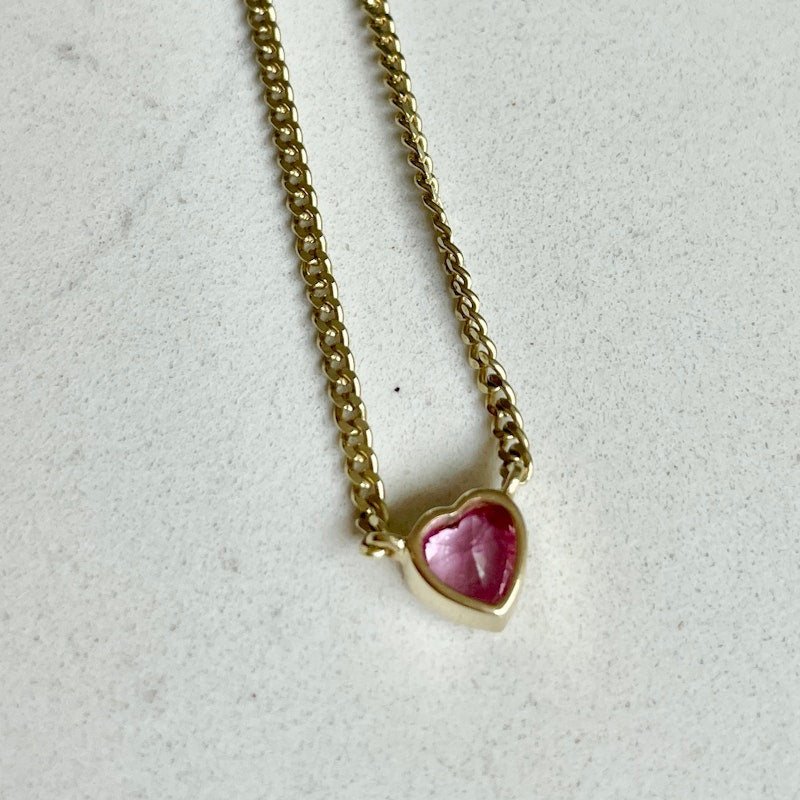 14k Yellow Gold Pink Sapphire Heart Curb Chain Necklace