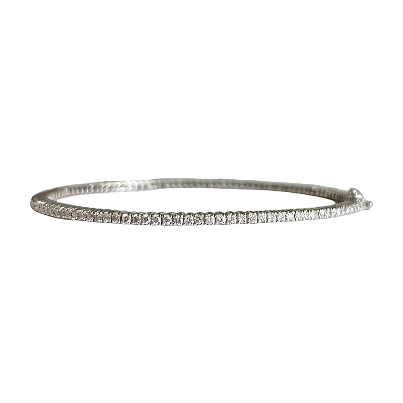 18k White Gold Eternity Diamond Bangle Bracelet
