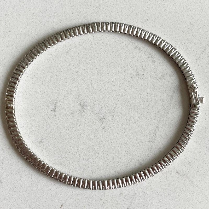 18k White Gold Eternity Diamond Bangle Bracelet