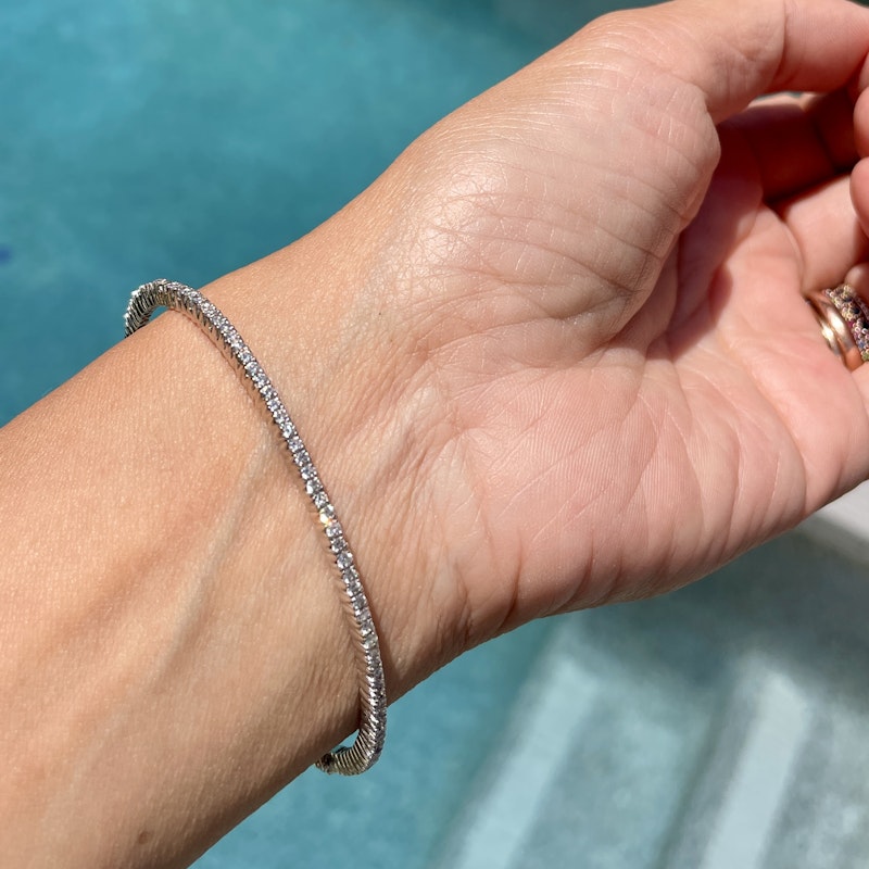 18k White Gold Eternity Diamond Bangle Bracelet
