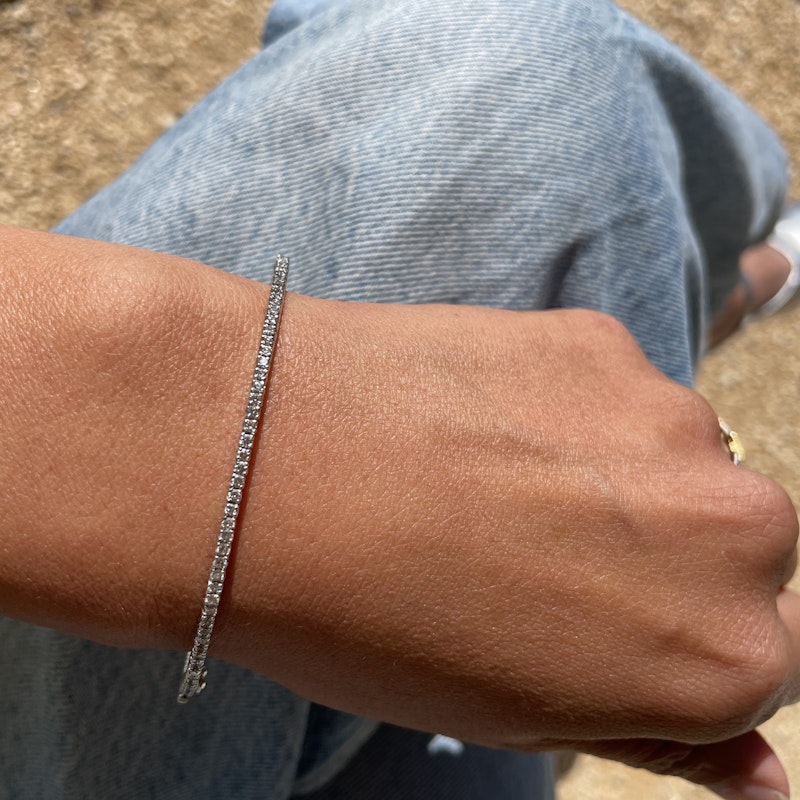 18k White Gold Eternity Diamond Bangle Bracelet