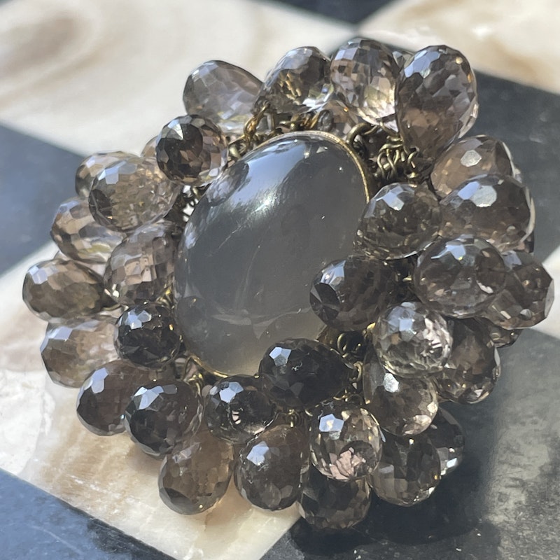Labradorite Cabochon and Smokey Quartz 18k Yellow Gold Shaker Ring