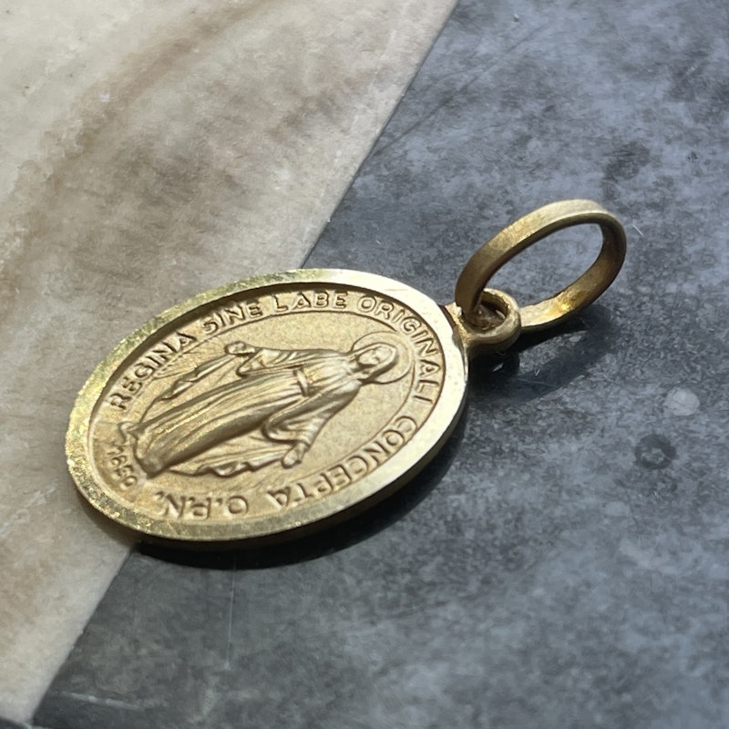 Vintage 14k Yellow Gold Virgin Mary Pendant Charm
