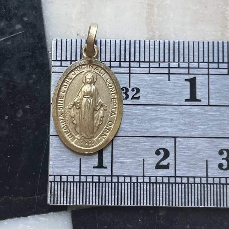 Vintage 14k Yellow Gold Virgin Mary Pendant Charm