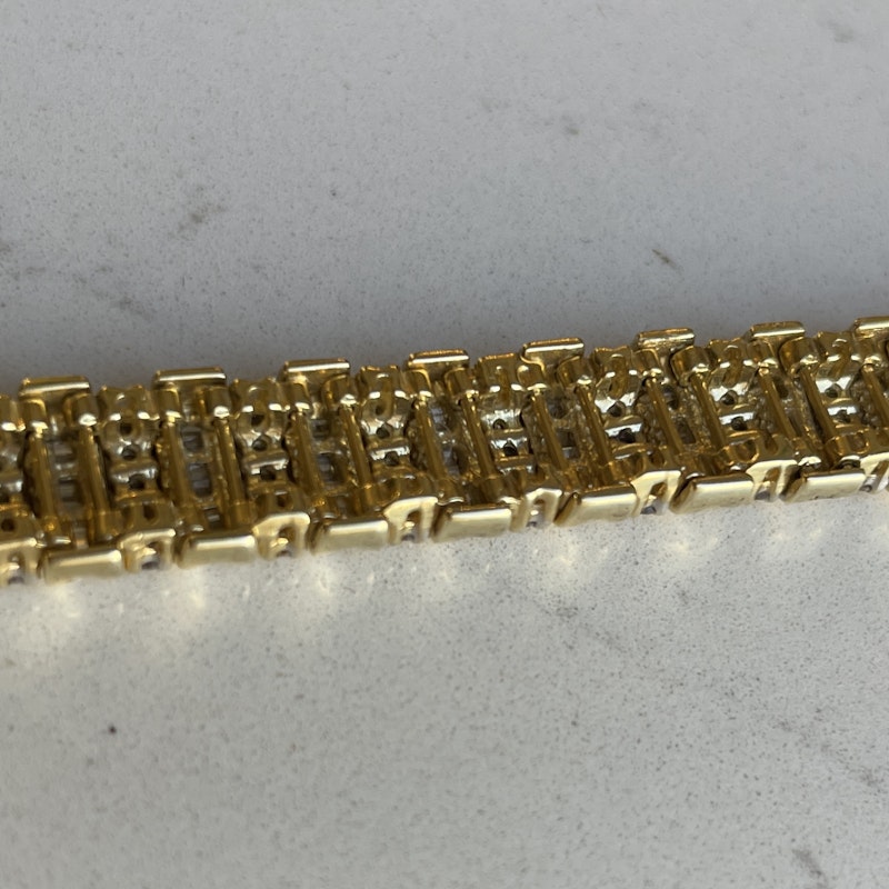14k Baguette and Round Brilliant Cut Diamond Line Bracelet