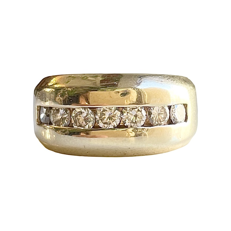 14k Yellow Gold 7 Round Brilliant Cut Diamond Ring, size 8