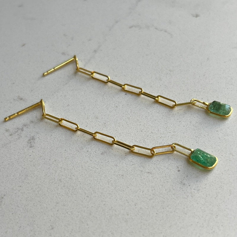 14k Yellow Gold Paperclip Emerald Drop Earrings