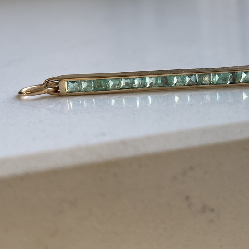 14k Yellow Gold Princess Cut Emerald Bar Charm