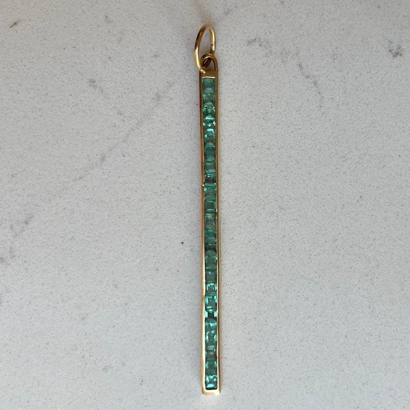 14k Yellow Gold Princess Cut Emerald Bar Charm
