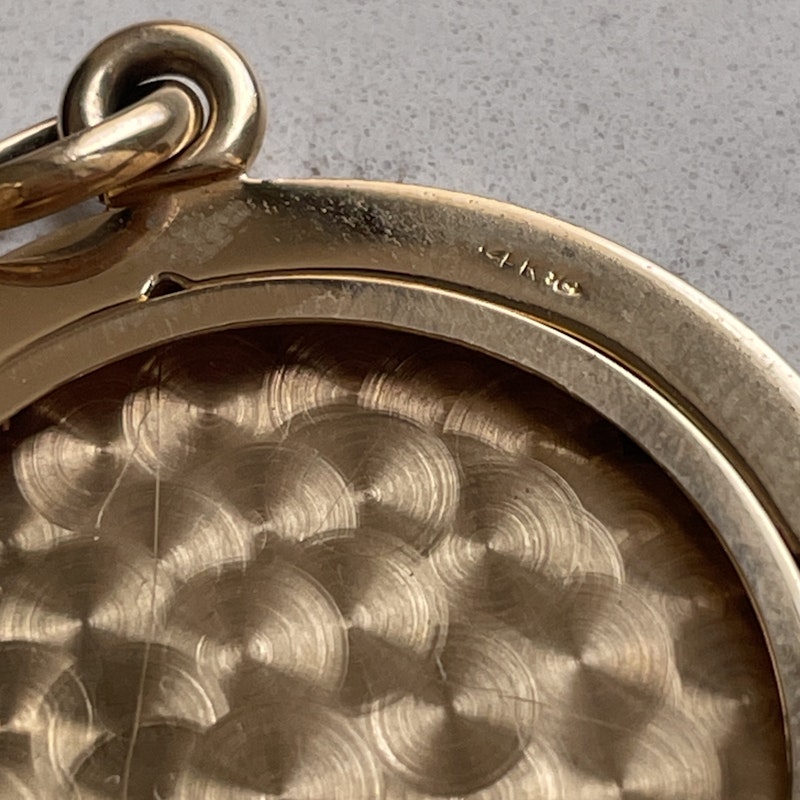 Vintage 14k Yellow Gold Round Photo Locket Charm