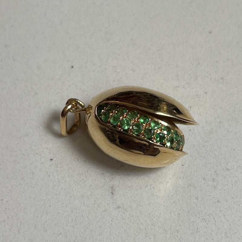 18k Yellow Gold and Tsavorite Pistachio Charm