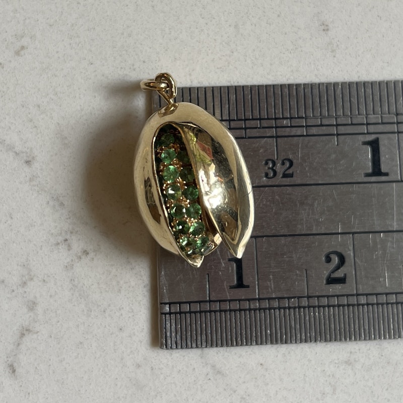 18k Yellow Gold and Tsavorite Pistachio Charm