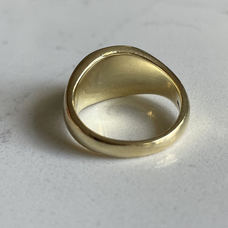 14k Yellow Gold Sugarloaf Cabochon Chrysoprase Ring