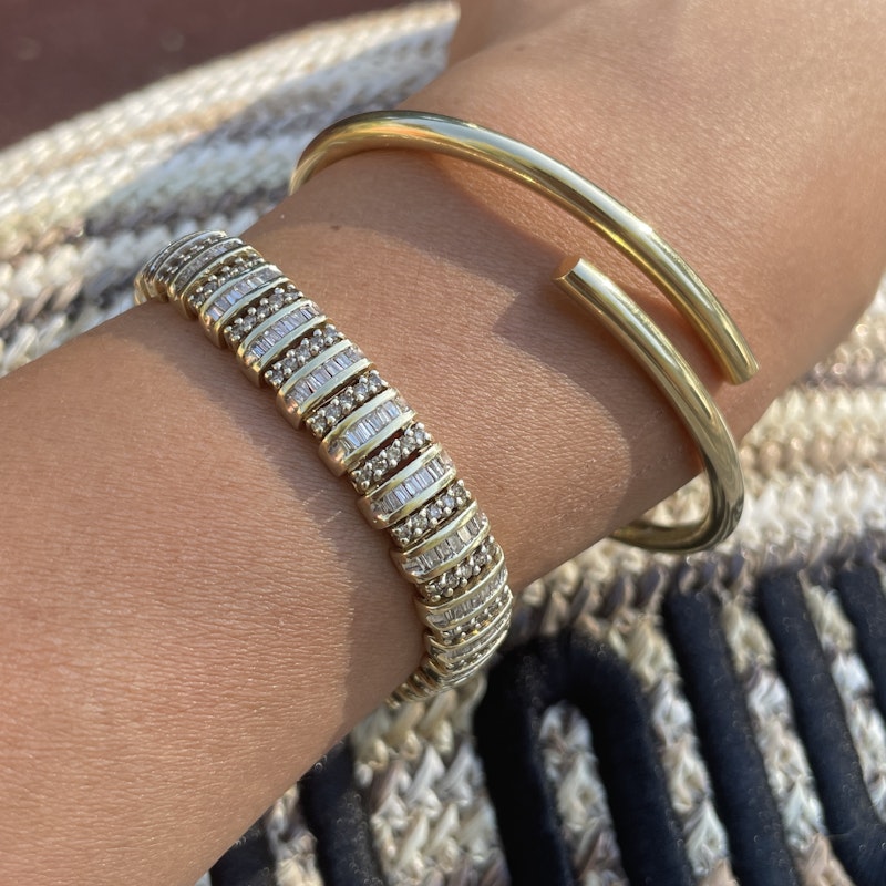 14k Yellow Gold Bypass Tubular Hinged Bangle Bracelet