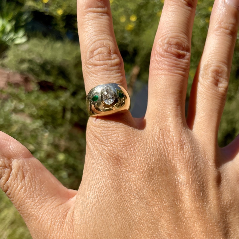 14k Yellow Gold Pear Shaped Diamond+Emerald Dome Ring