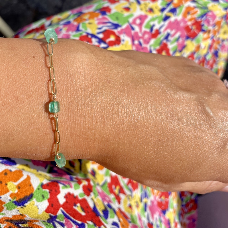 14k Yellow Gold Raw Emerald Paperclip Chain Bracelet
