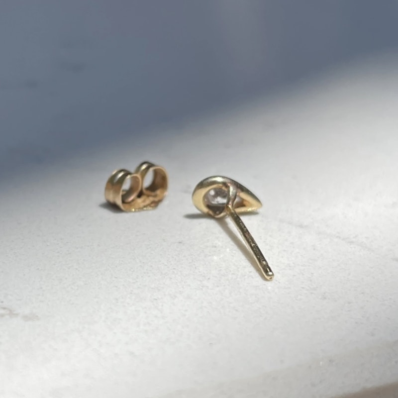 Jacquie Aiche 14k Yellow Gold Teardrop Diamond Bezel Stud