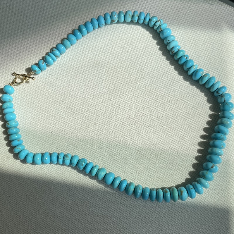 Arizona Turquoise Bead Necklace with 18k Yellow Gold Toggle