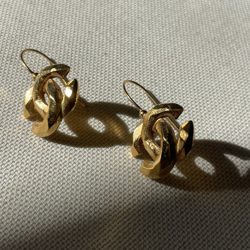 Vintage Chanel CC Gold Wire Hook Earrings