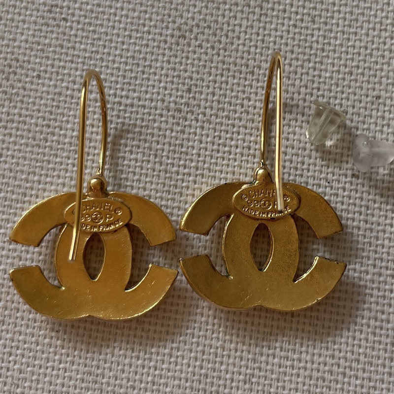 Vintage Chanel CC Gold Wire Hook Earrings