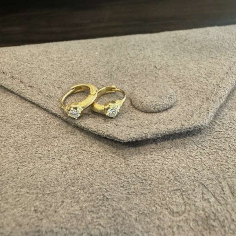 Jade Trau 18k Yellow Gold Single Stone Huggie