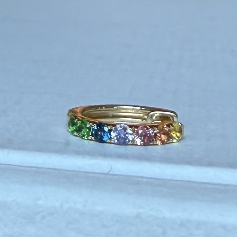 Robinson Pelham Single Orb Hoop Rainbow Sapphire Medium