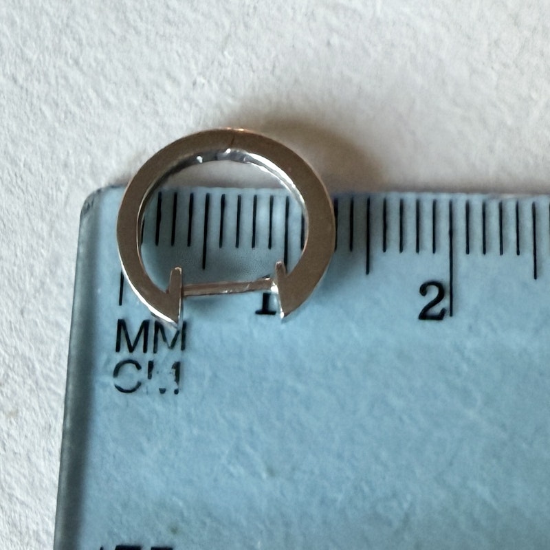 Robinson Pelham Single Orb Hoop White Gold