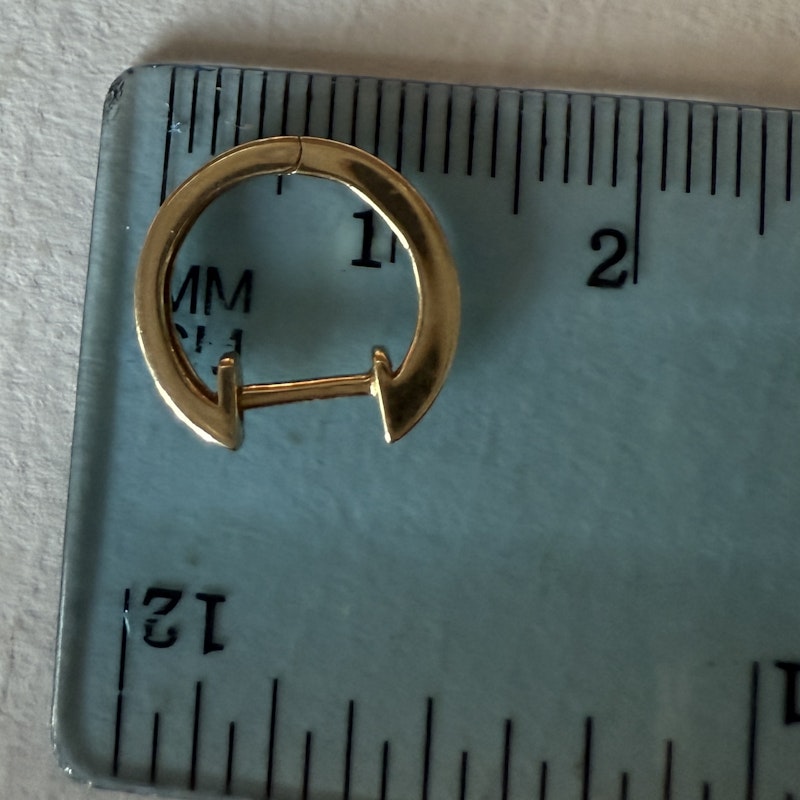 Robinson Pelham Single Orb Hoop Yellow Gold
