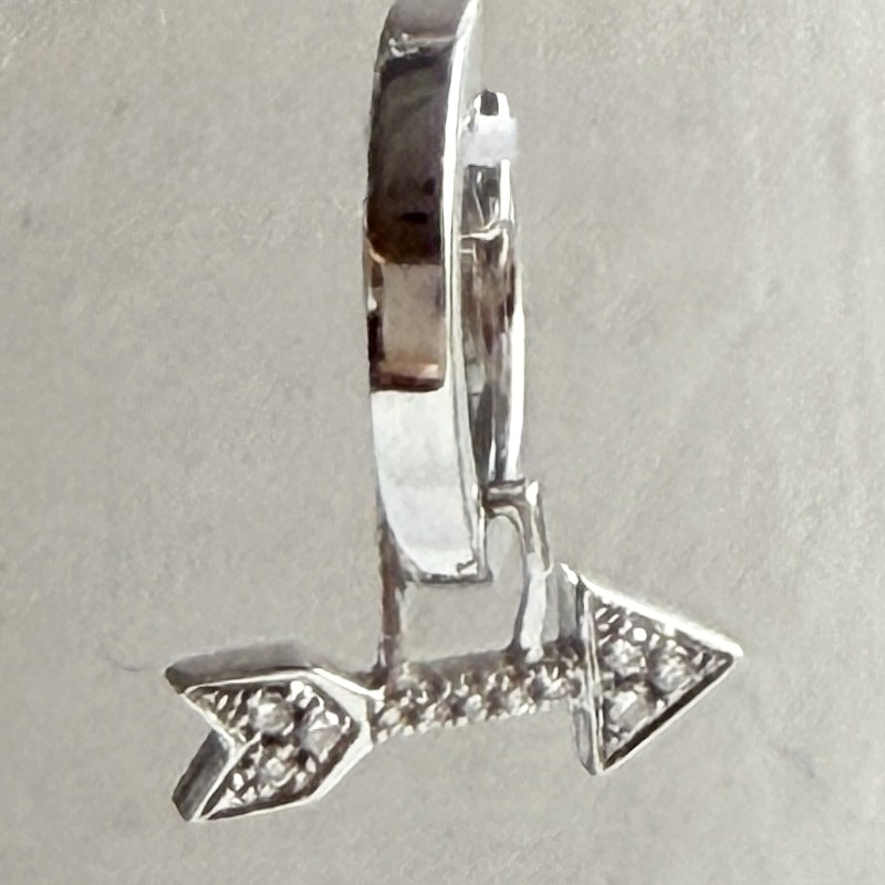 Robinson Pelham Arrow EarWish White Gold (right)